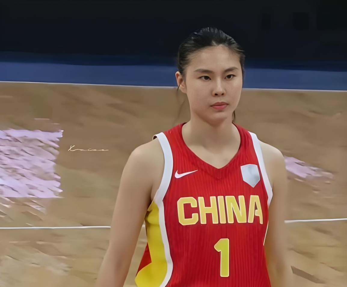 华体会-宝刀未老!末节独得9分,帮助女篮赢了捷克 苏群点赞